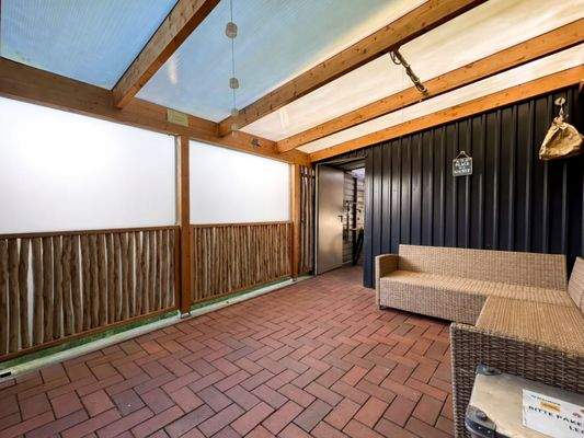 Überdachte Terrasse