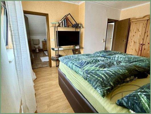 Schlafzimmer   OG