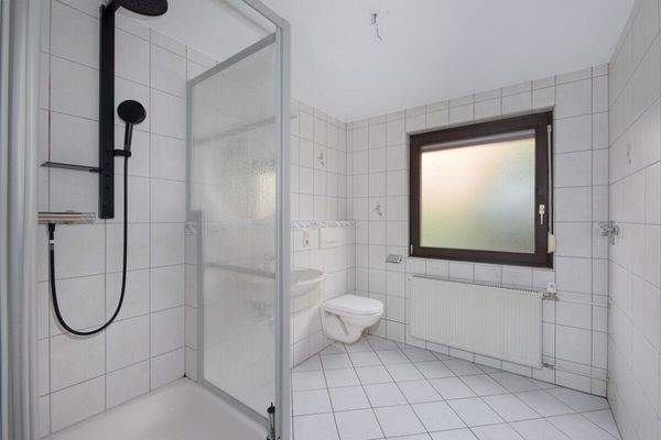 Badezimmer - EG links