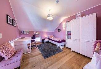 Okal Haus Kind Mark Freybott ()