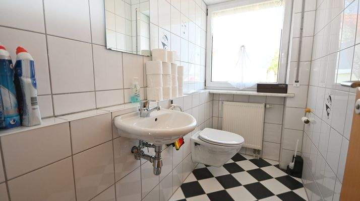 Separates WC neben dem Bad