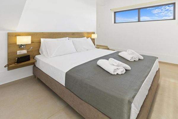 Kreta, Maleme: Komplex mit 3 Wohneinheiten zu verkaufen