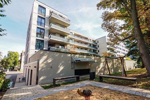 Rückansicht Gebäude