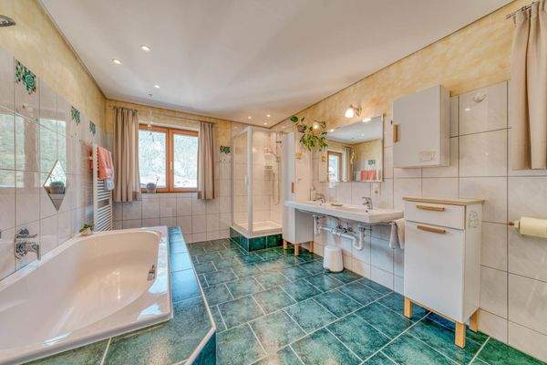 Badezimmer |Erster Stock