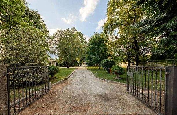 Elegante Villa auf großzügigem Landgut in Gemona del Friuli