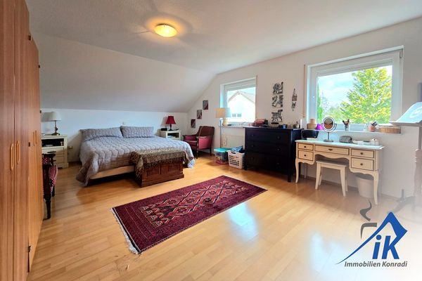 Schlafzimmer OG