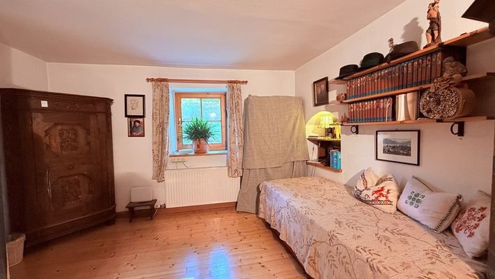 Schlafzimmer EG II