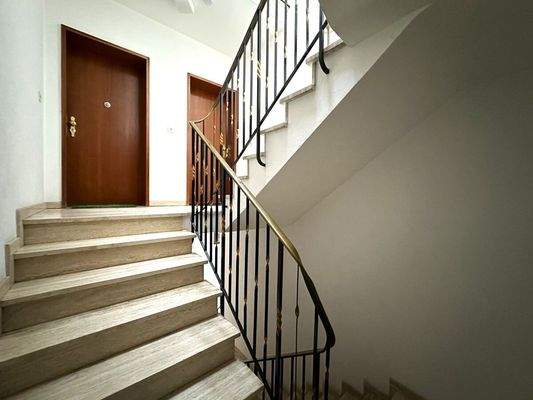 ... zwei ähnlichen Wohnungen