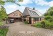 Einfahrt, Carport 2 und Eingang Haupthaus