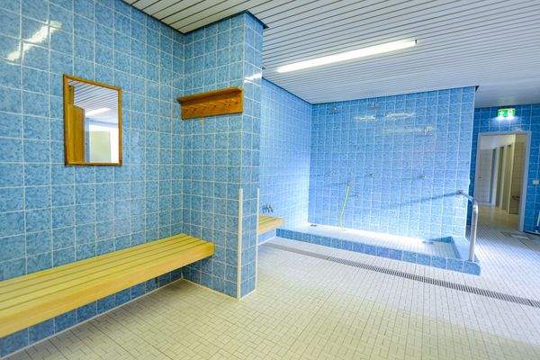 Sauna und Dampfbad 