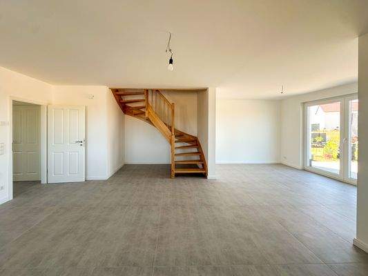 Offener Wohn- und Essbereich