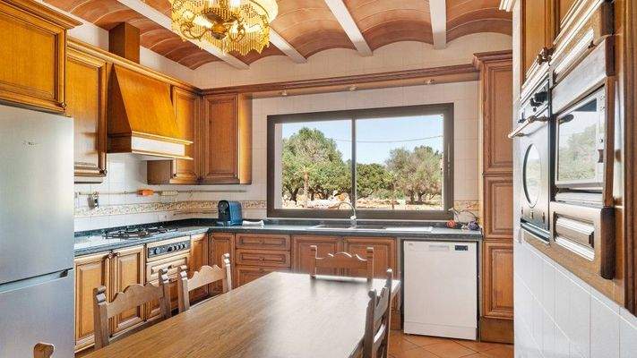 Charmante Finca mit verschiedenen Gebäuden zum Verkauf in Santanyí, Mallorca