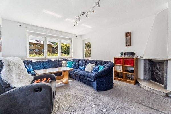 Wohnzimmer (Whg. OG)