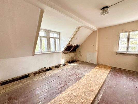 Zimmer im Dachgeschoss