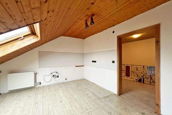 Schlafzimmer (ehem. Küche)