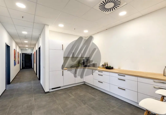 INFOS UNTER: 06171-586000