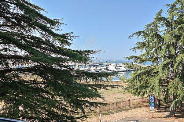 Perfekte Etagenwohnung in Novigrad