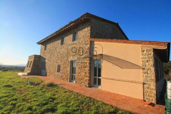 Einzigartiges toskanisches Landhaus in Vinci – traumhafte Lage mit Panoramablick