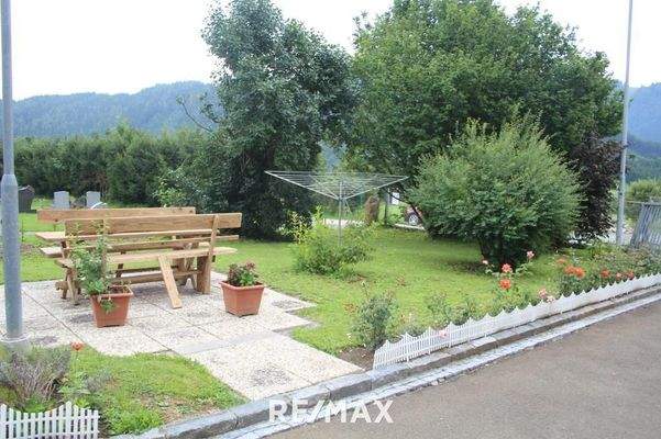 7-REMAX-Aflenz-Außenanlagen