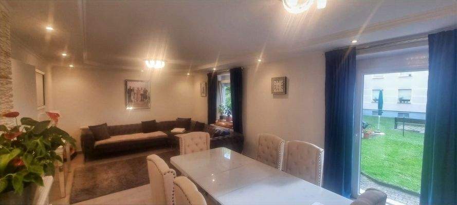 Wohn- und Essbereich