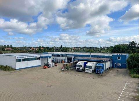 Sarstedt Halle, Sarstedt Hallenfläche