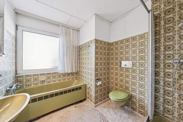 Badezimmer im Obergeschoss