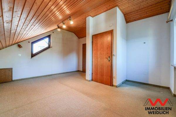 Zimmer im Dachgeschoss
