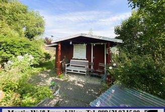 Blick in zum Gartenhäuschen