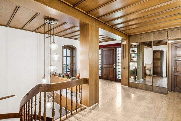 Eindrucksvoller Empfangsbereich