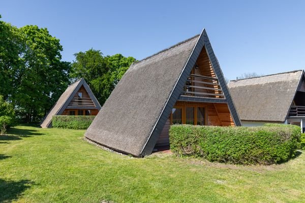 Finnhütte in einmaliger Lage - exklusives Ferienhaus mit Wasserblick auf der Insel Rügen