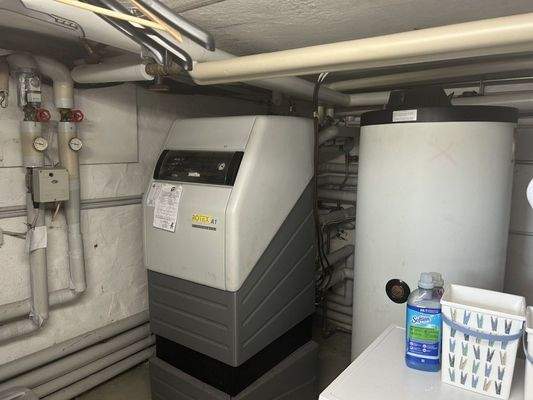 Ölzentralheizung aus 2011