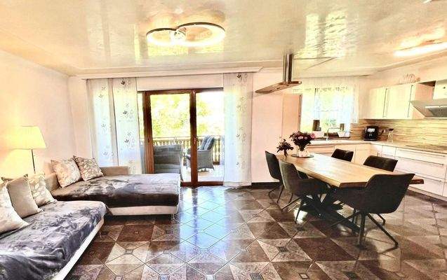 Wohnzimmer Hauptwohnung