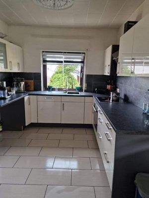 Teilansicht Küche.jpeg