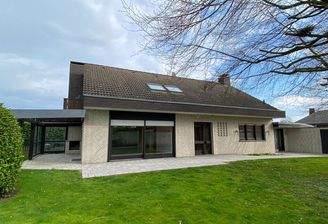 Geldern: Großes EFH