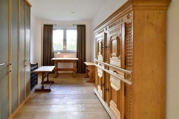 2. Arbeits-/Kinderzimmer