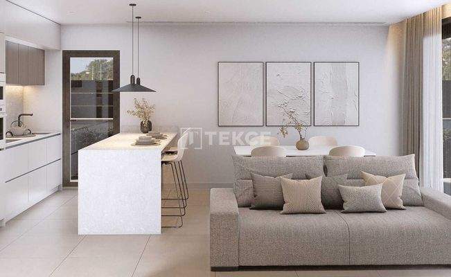 Villas with Pool and Custom Interiors in Pilar de la Horadada