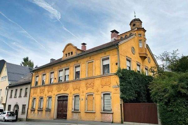 Außenansicht Straßenseite