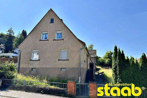 Abrisshaus Straßenansicht