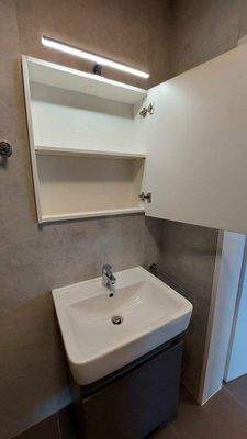 225162_753671327_z 9D.jpg