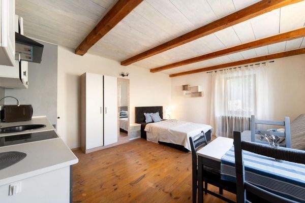 1746786323_uwf0SBGsH5