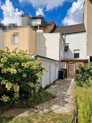 Rückseite des Zweifamilienhauses in Düren