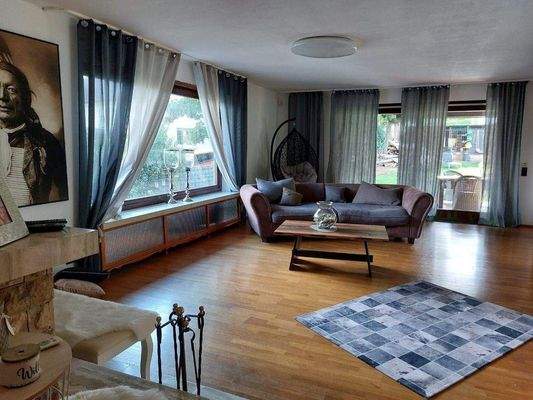 großer Wohn-Essbereich