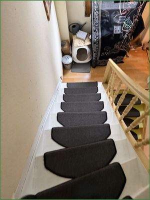 Neue Treppe Hausflur EG