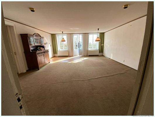 großes Giebelzimmer