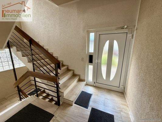Treppenhaus/ Eingangsbereich