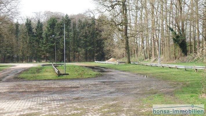 Parkplatz nördliches Grundstück