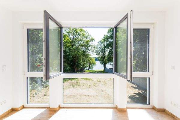 Galerie mit Seeblick