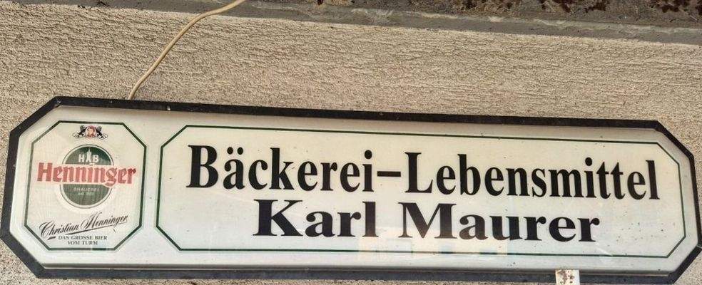 ehemaliges Gewerbeschild