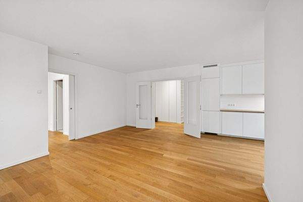 Wohnen_Blick zur Diele - unmöbliert