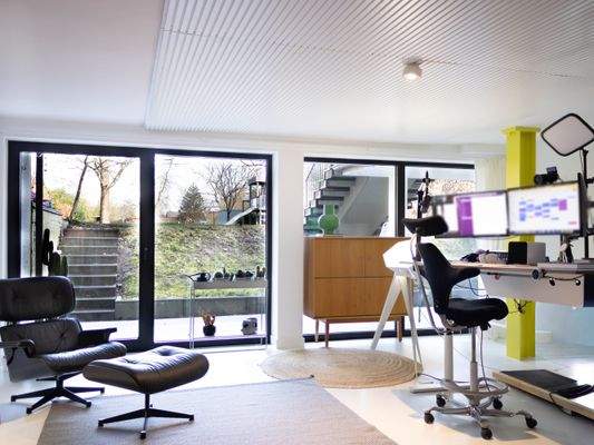 Arbeitszimmer im Untergeschoss